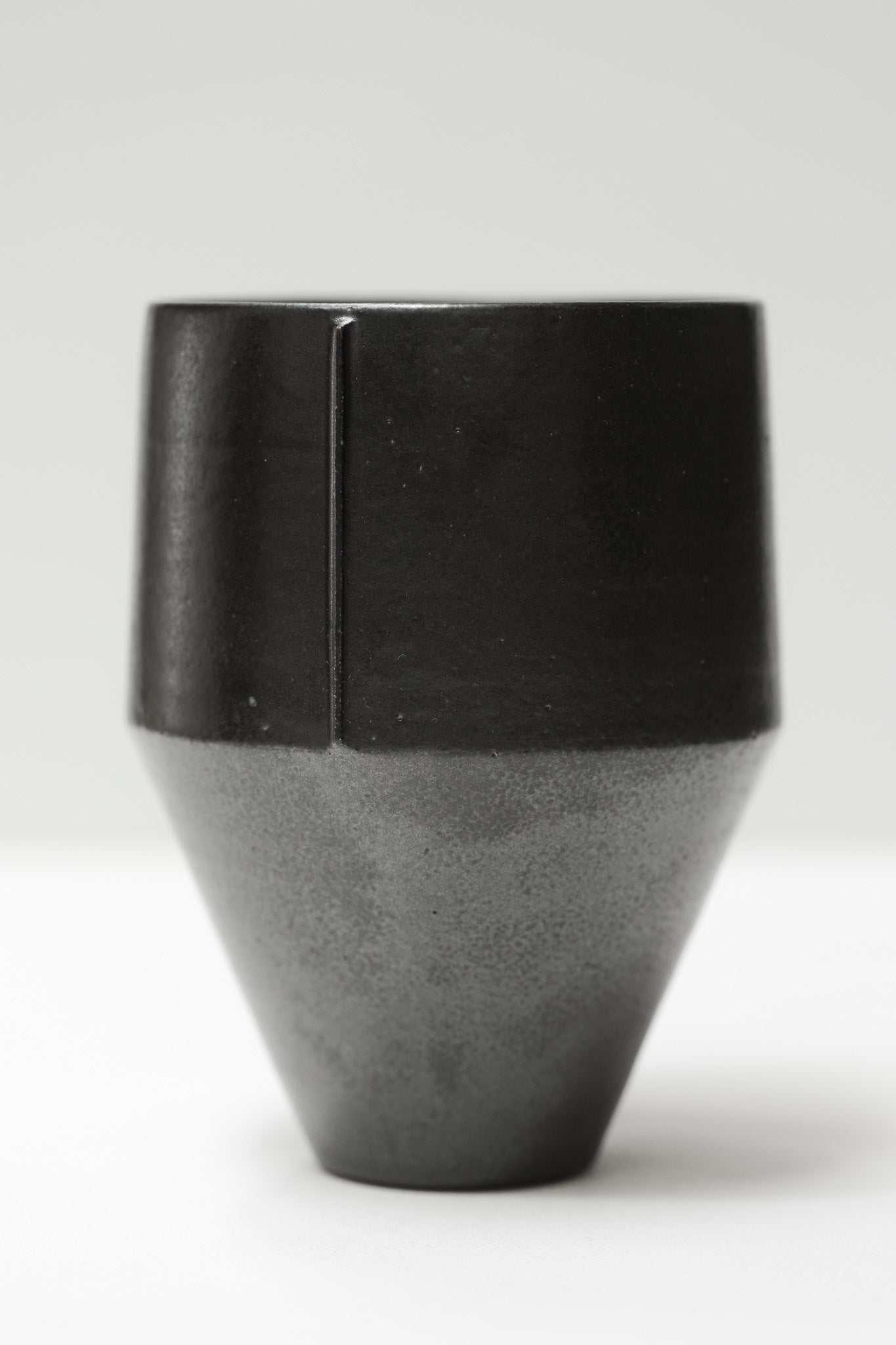 Florian Gadsby: Lineation in Black and Blood