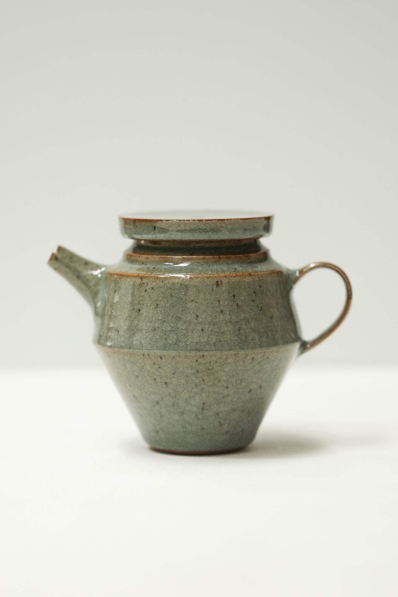 Florian Gadsby: Angular Teapot