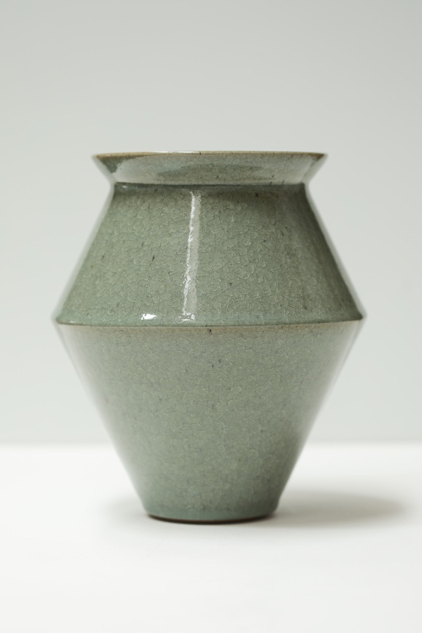 Florian Gadsby: Large Angular Vase