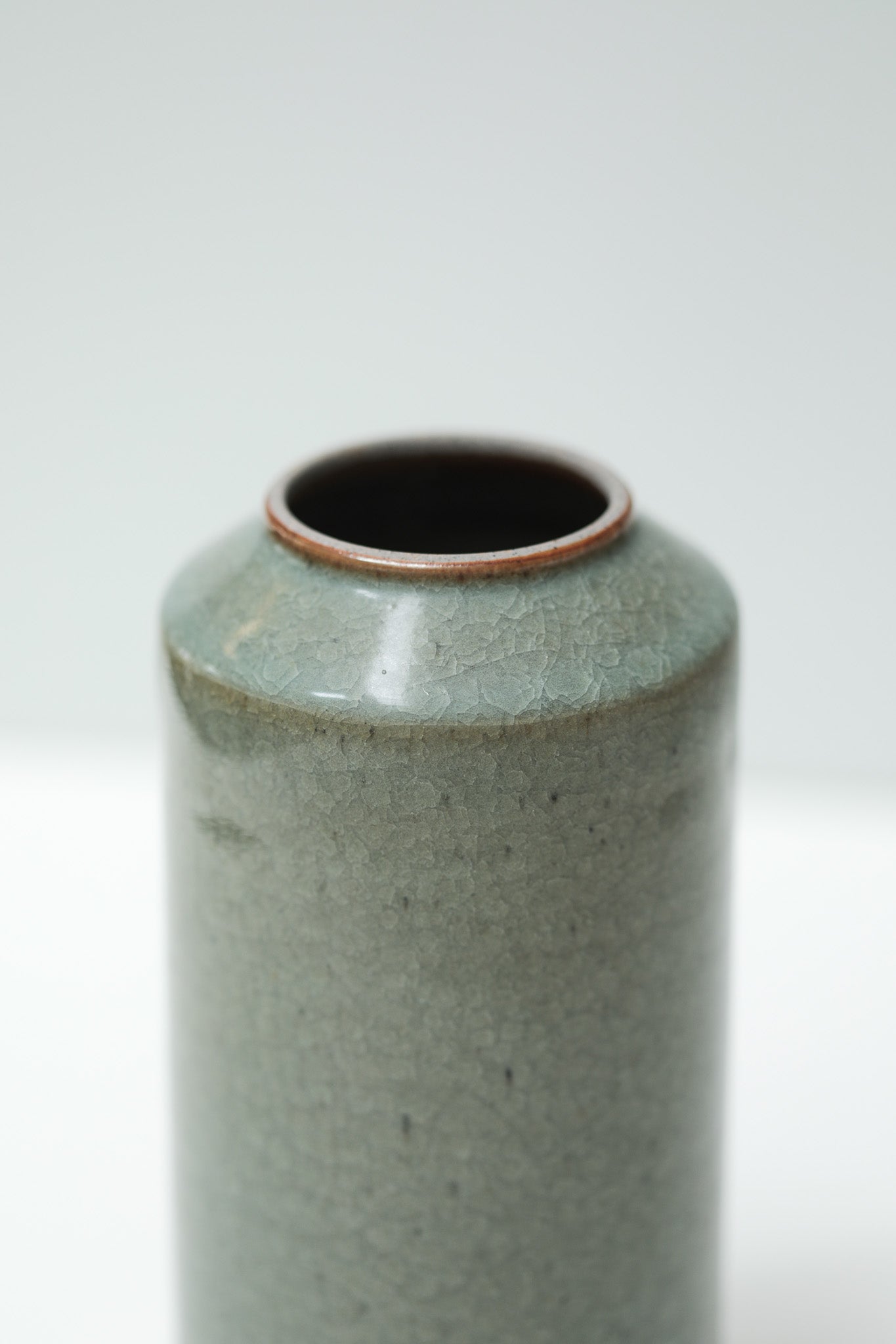Florian Gadsby: Narrow Lidded Jar