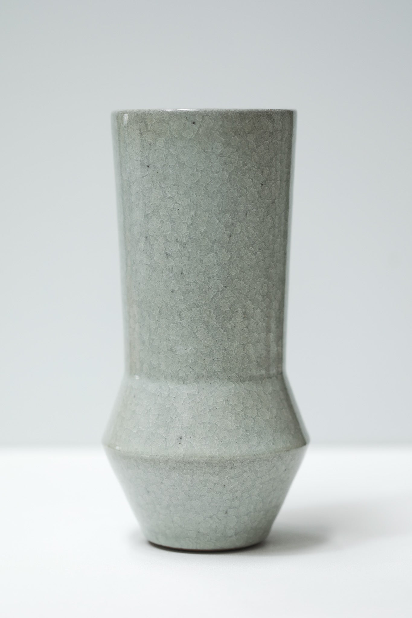 Florian Gadsby: Angular Vase