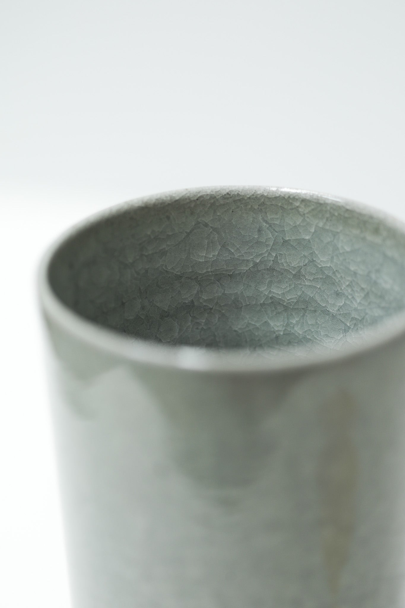 Florian Gadsby: Angular Vase