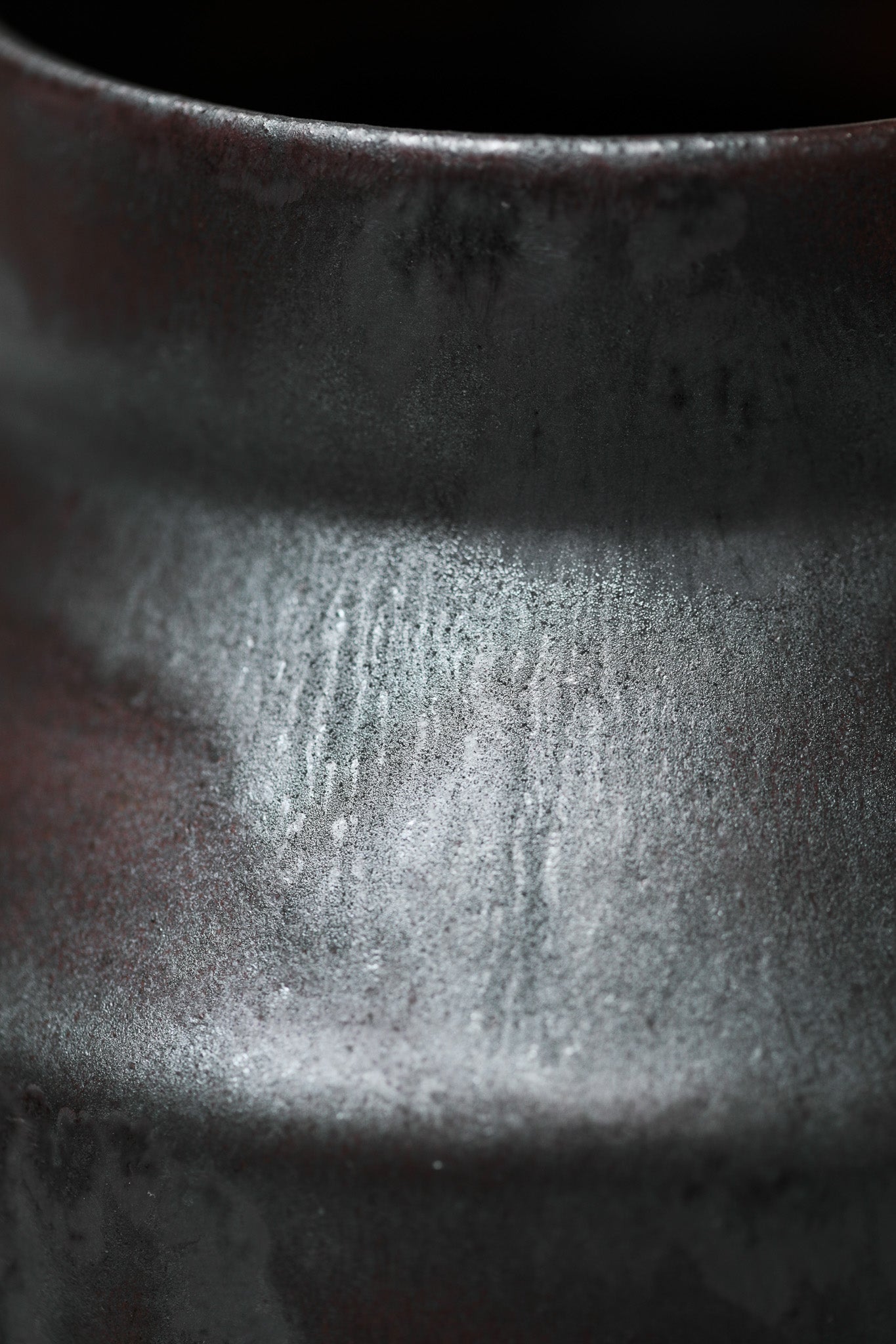 Florian Gadsby: Angular Vase