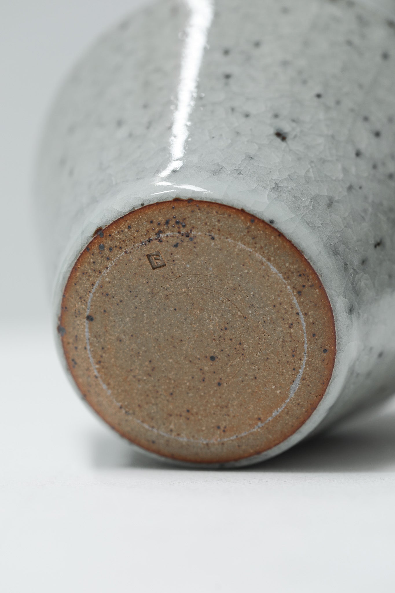 Florian Gadsby: Angular Vase