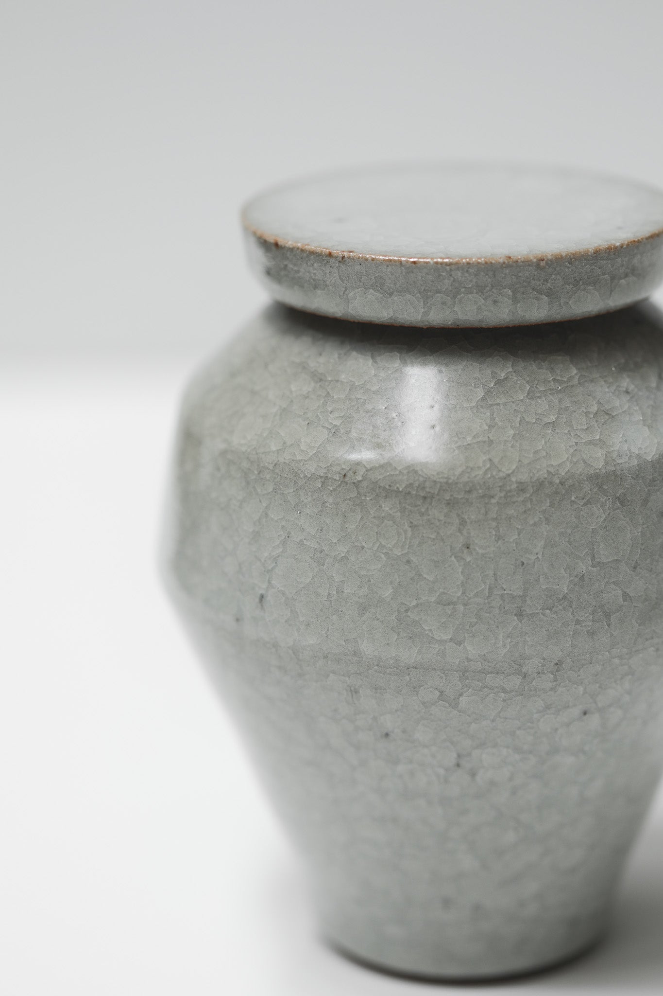 Florian Gadsby: Angular Lidded Jar