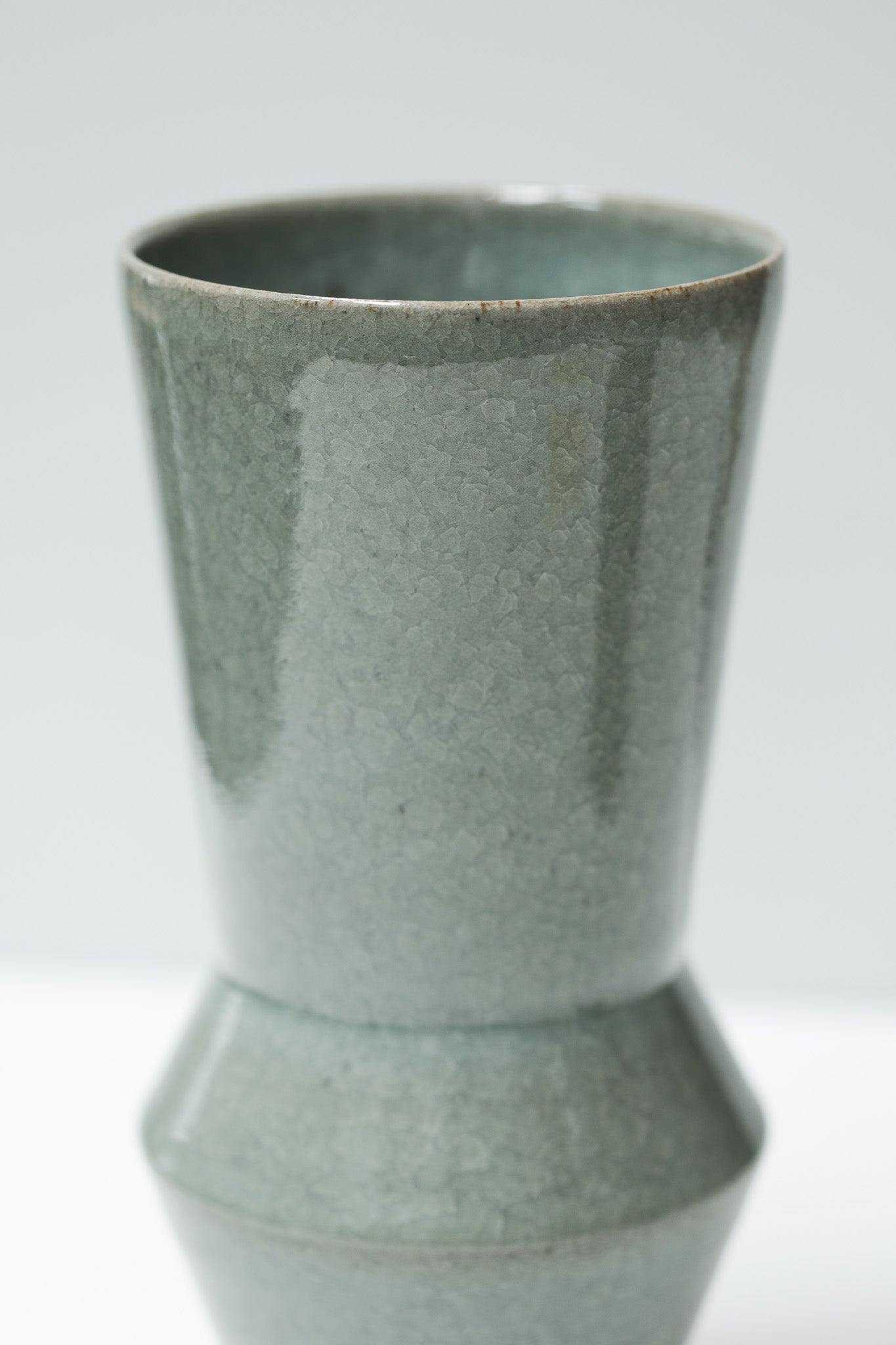 Florian Gadsby: Angular Vase