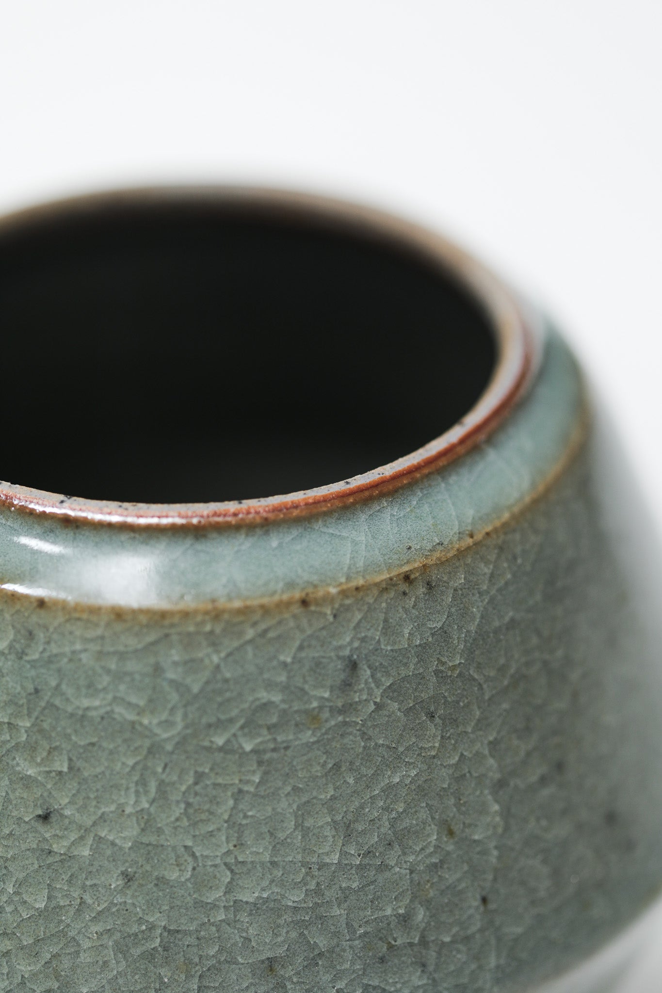 Florian Gadsby: Medium Angular Lidded Jar