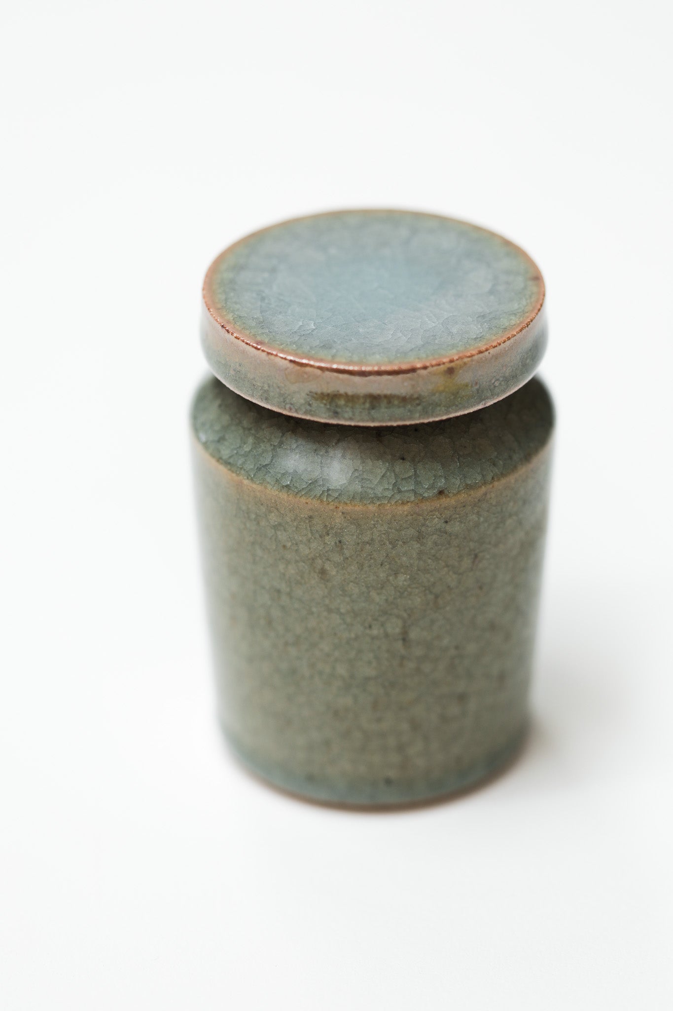 Florian Gadsby: Small Tapering Lidded Jar