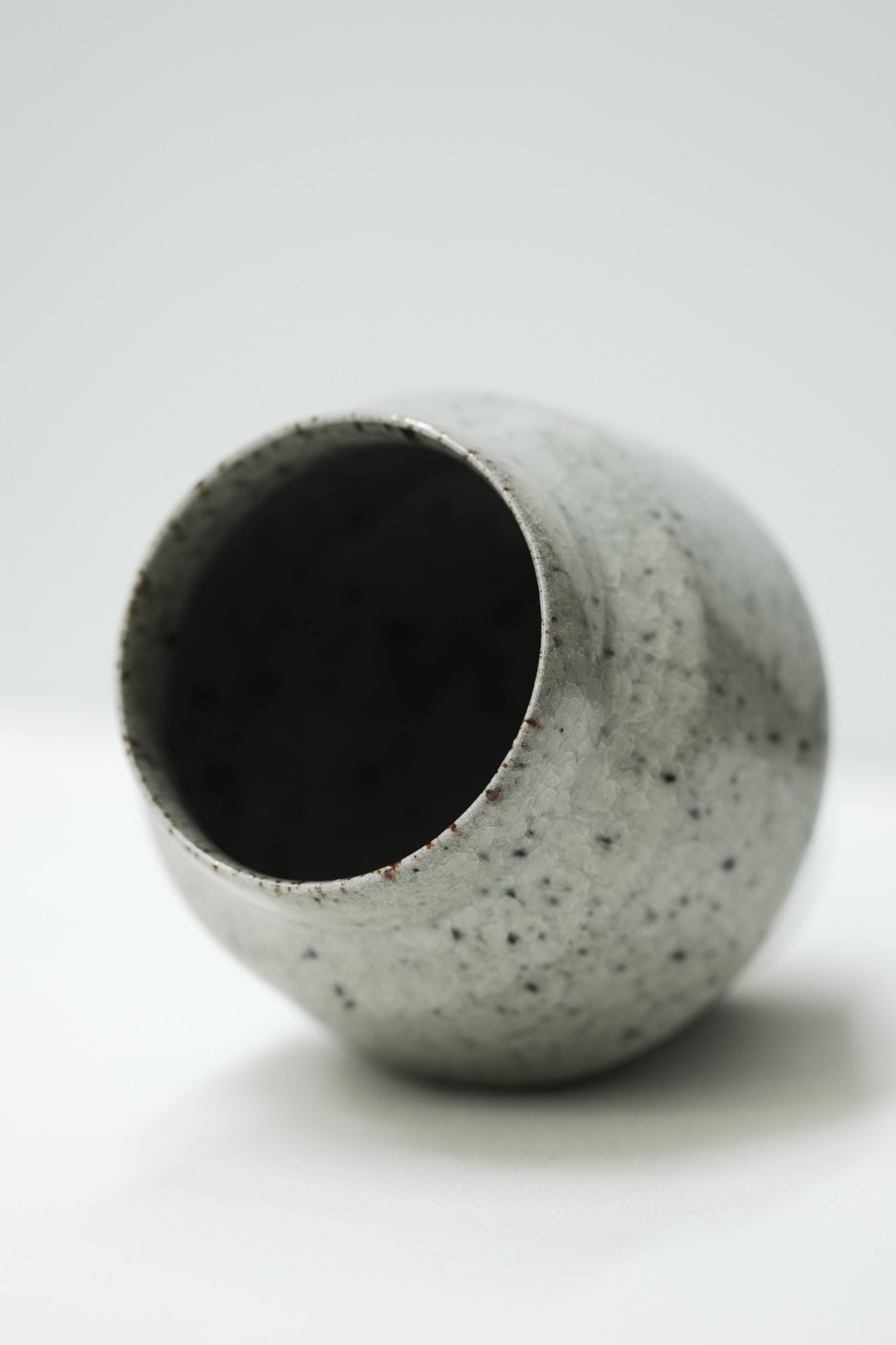Florian Gadsby: Angular Vase
