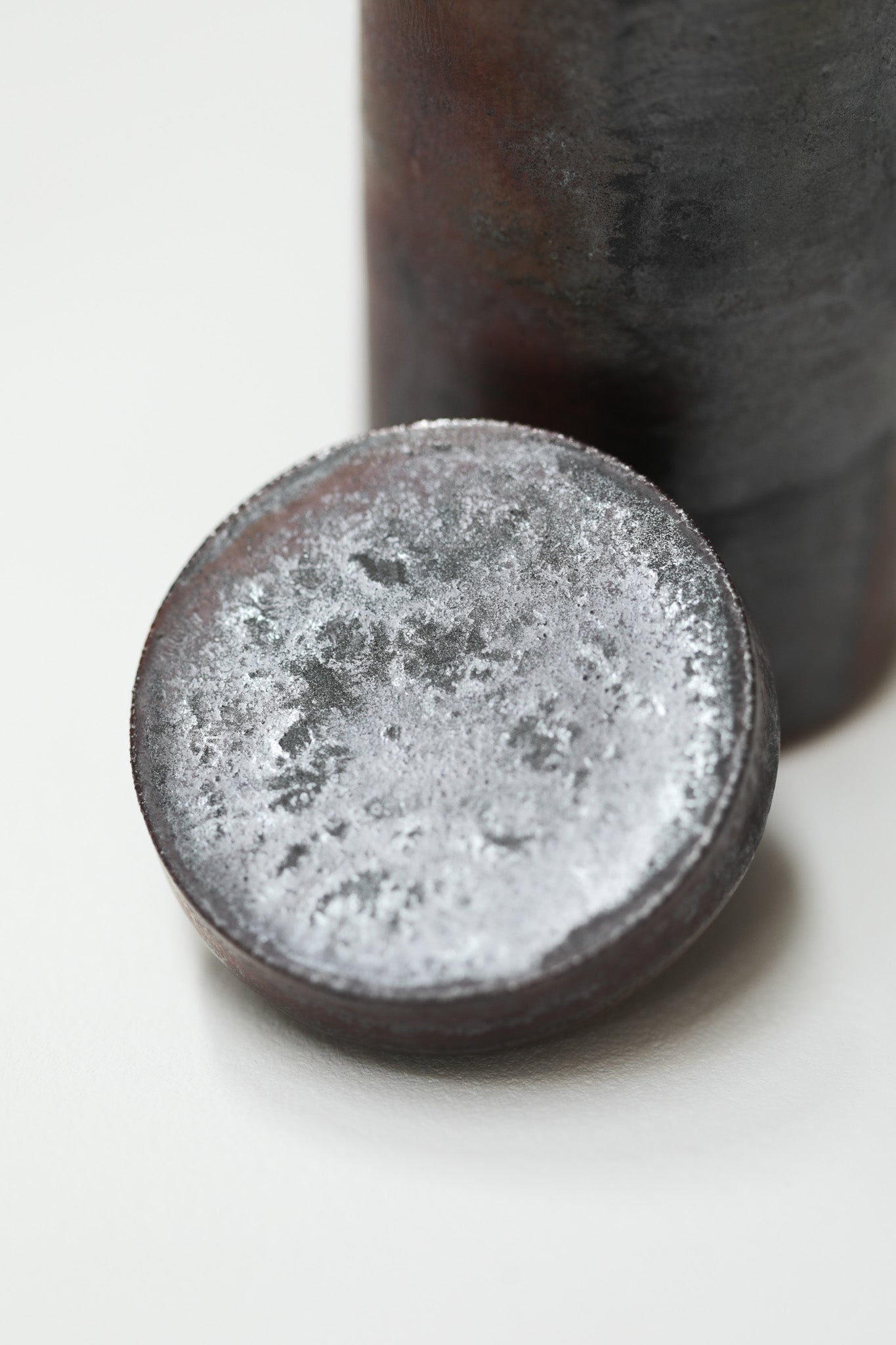 Florian Gadsby: Small Lidded Jar