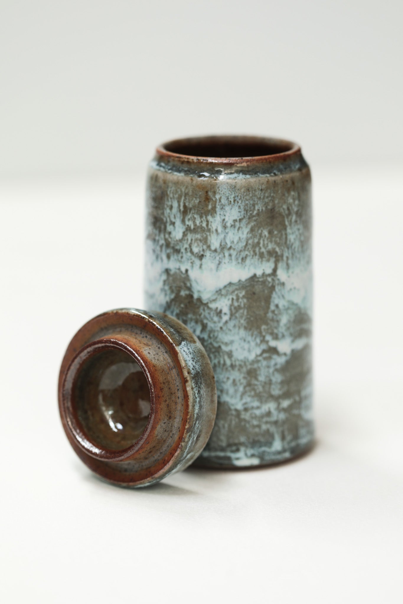 Florian Gadsby: Small Lidded Jar