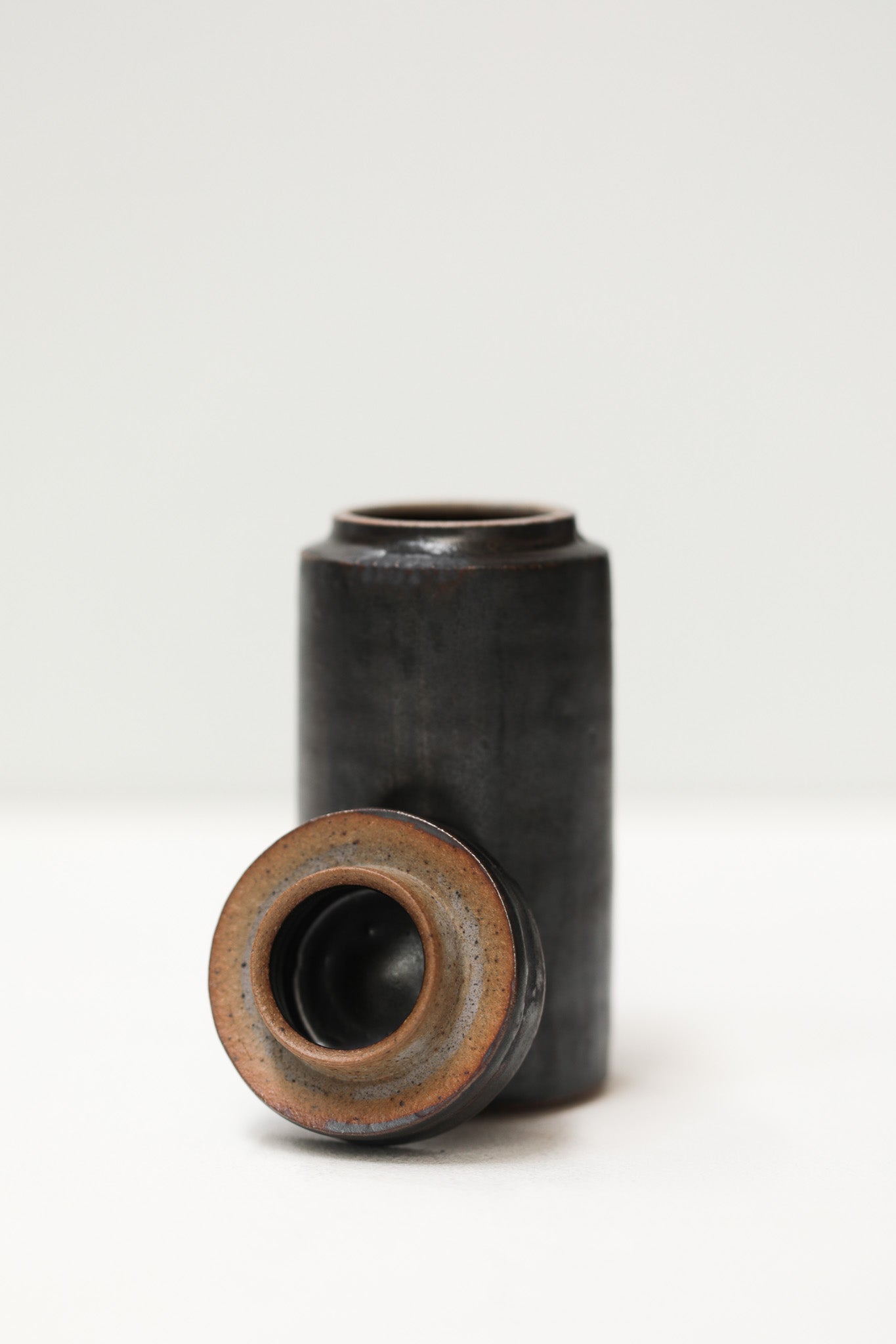 Florian Gadsby: Small Lidded Jar