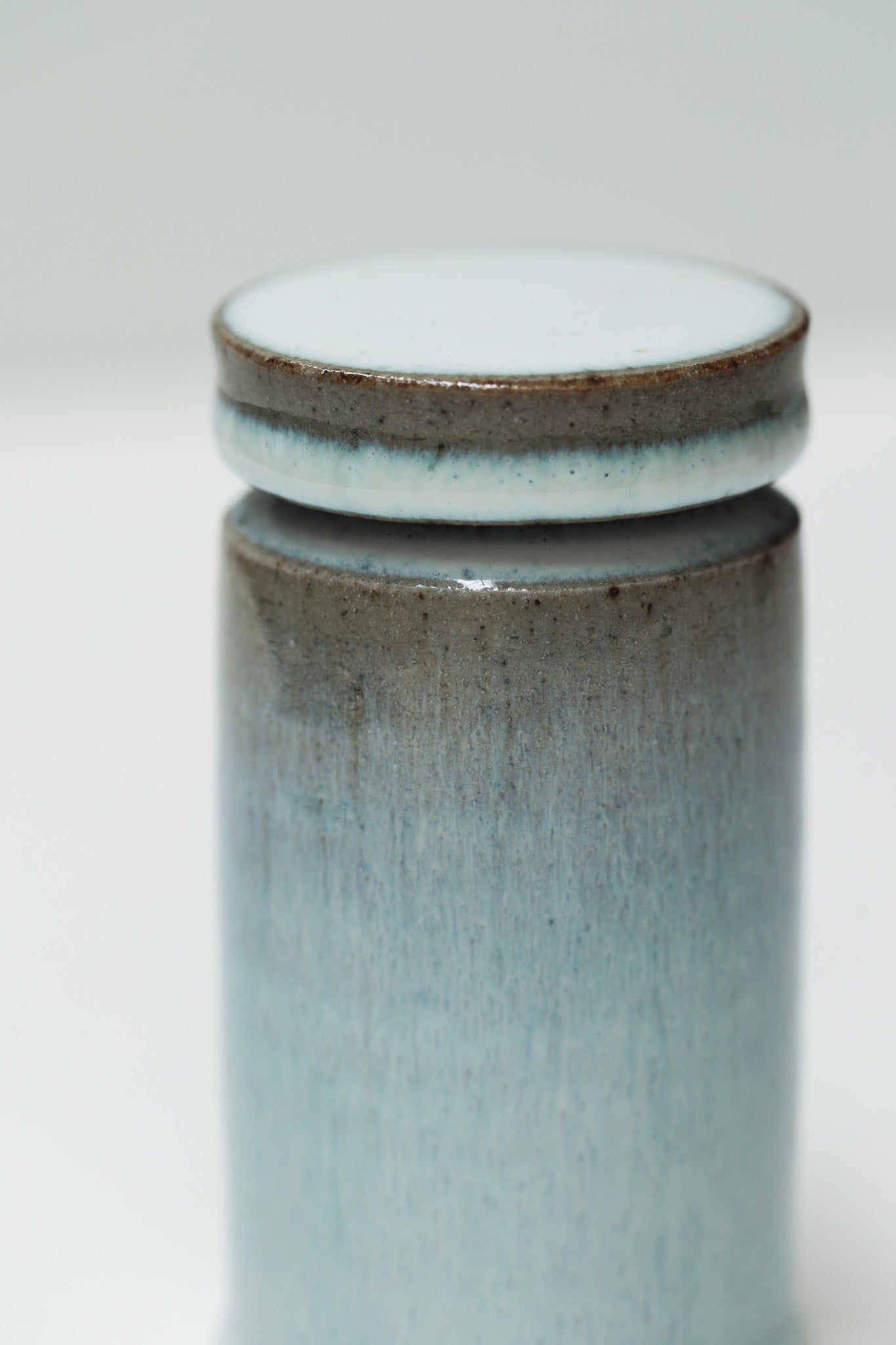 Florian Gadsby: Small Lidded Jar