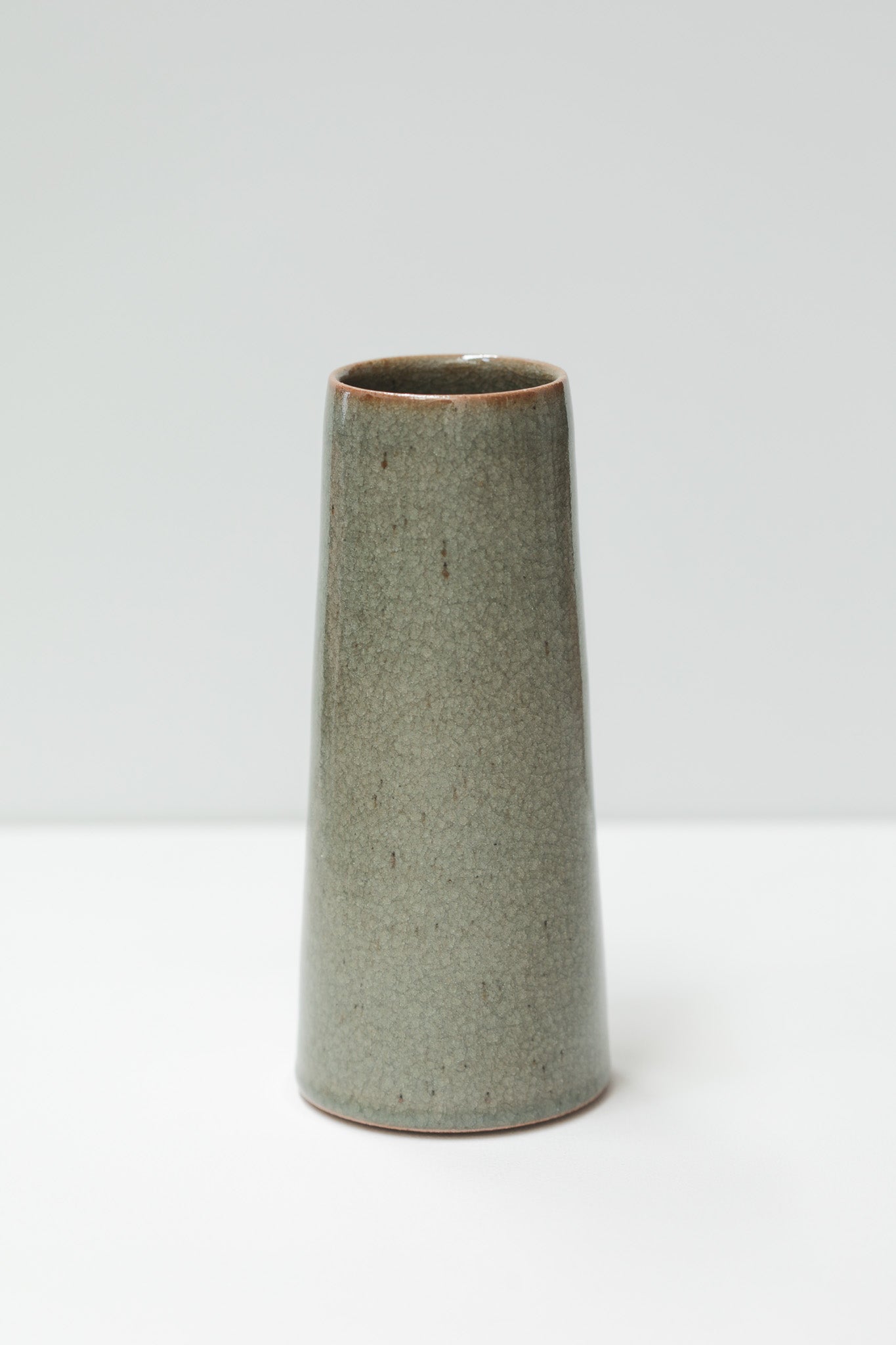 Florian Gadsby: Tapering Vase