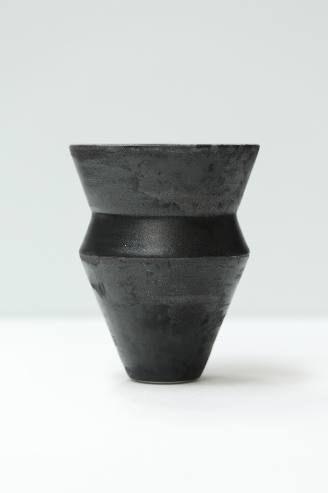 Florian Gadsby: Angular Vase