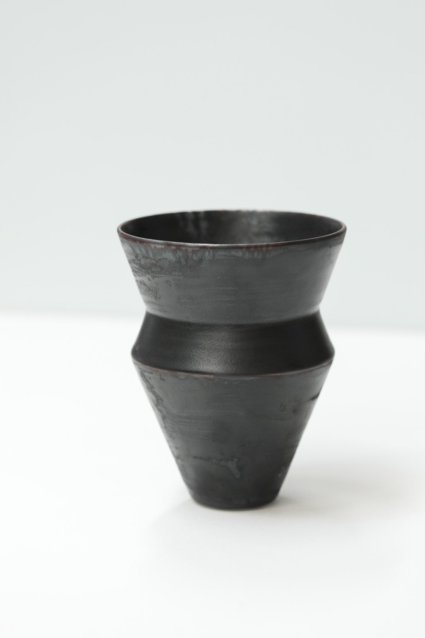 Florian Gadsby: Angular Vase