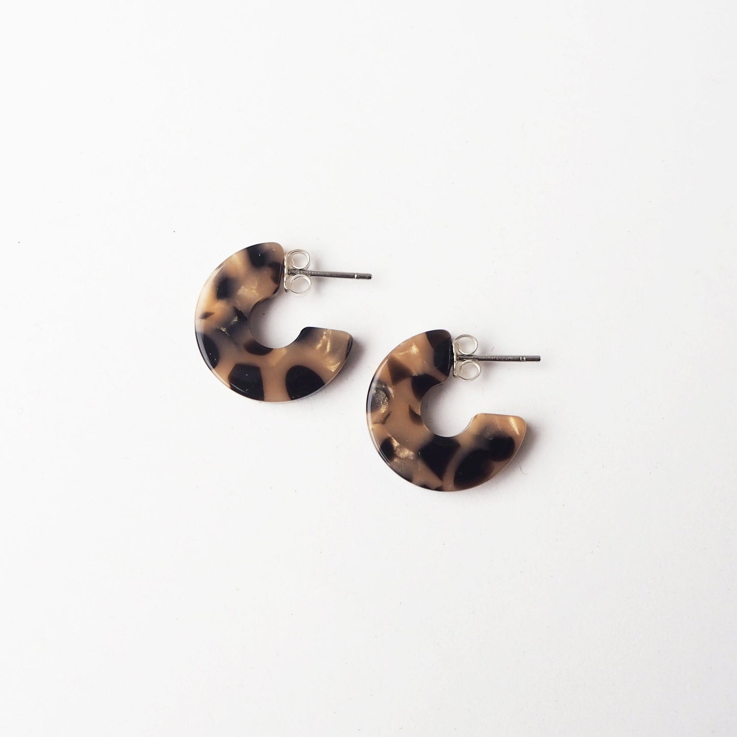 Small animal print disc hoop earrings