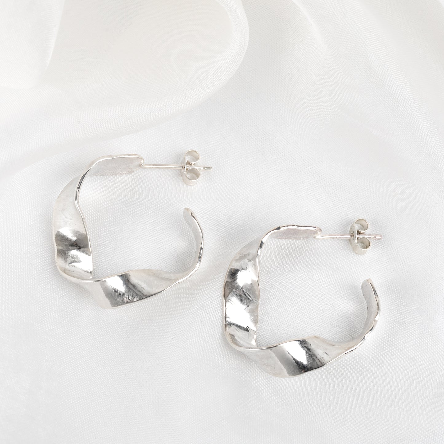 Juliet Barratt Silver Ribbon Hoops