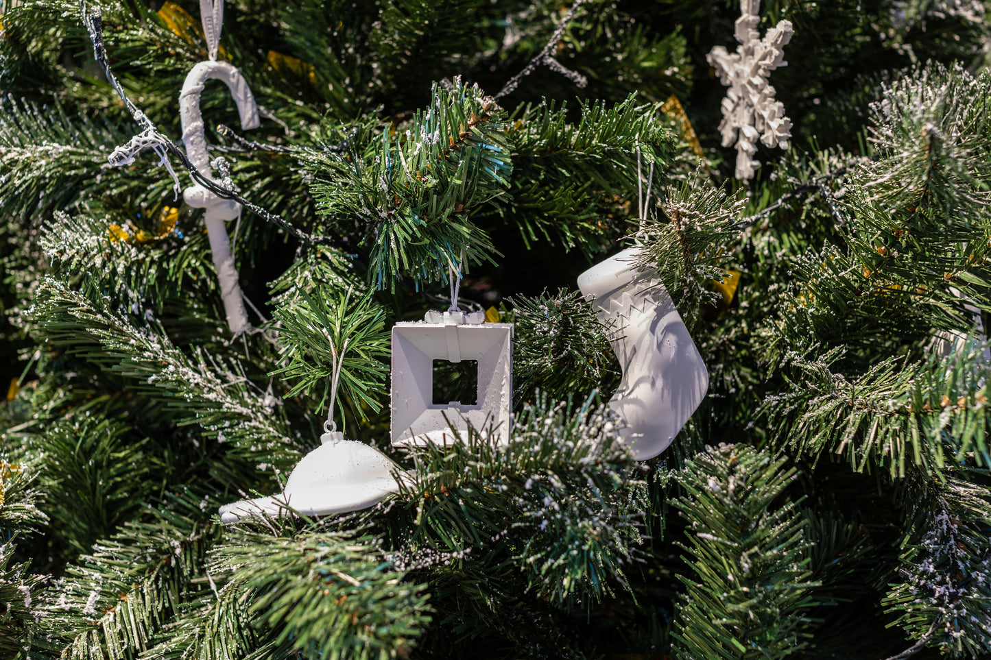 Daniel Arsham X Snarkitecture X Seletti Empty Present Decoration