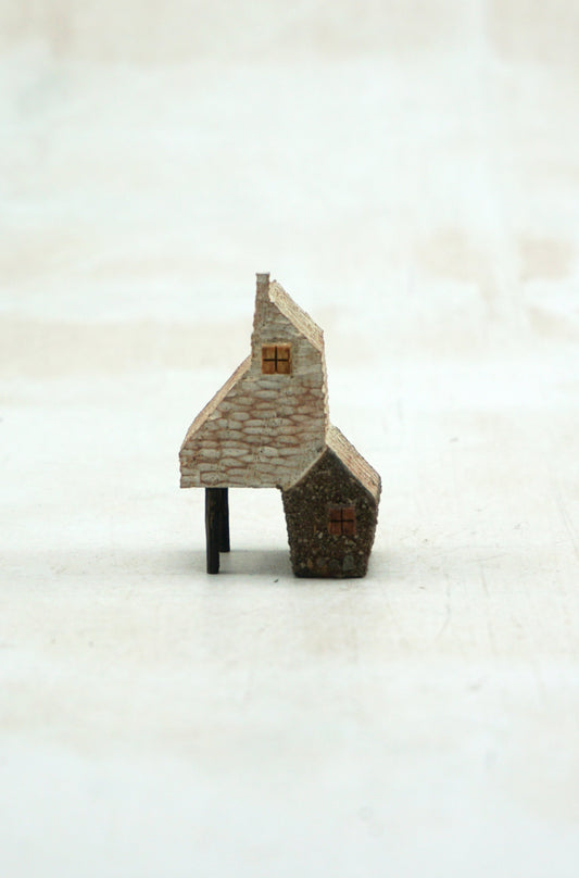 Yukihiro Akama: Little Basket Weaver's House