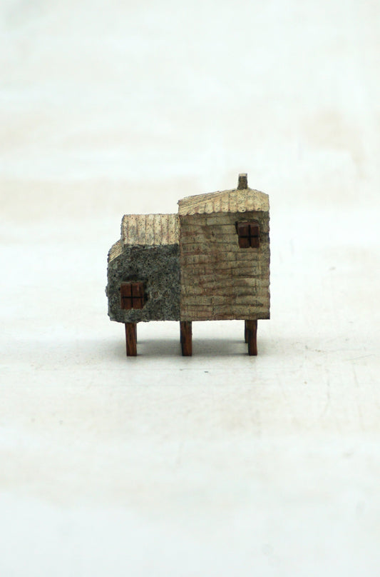 Yukihiro Akama: Little Ripple House