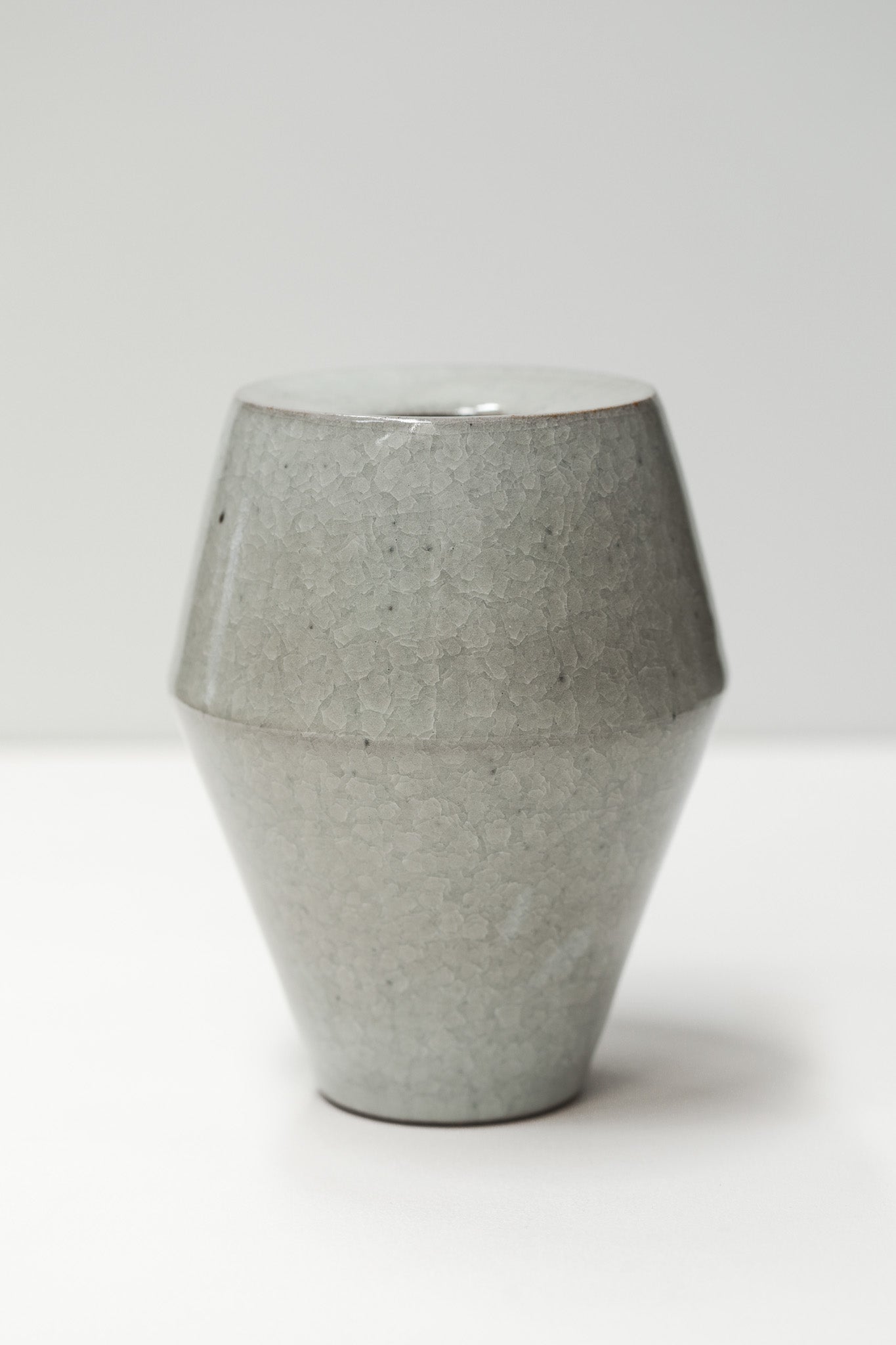 Florian Gadsby: Angular Bud Vase