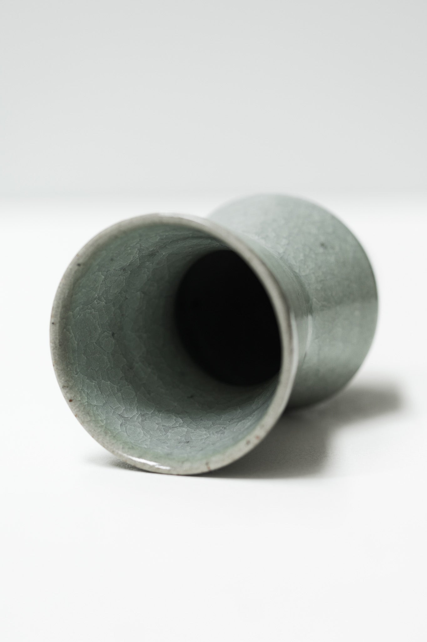 Florian Gadsby: Small Angular Vase
