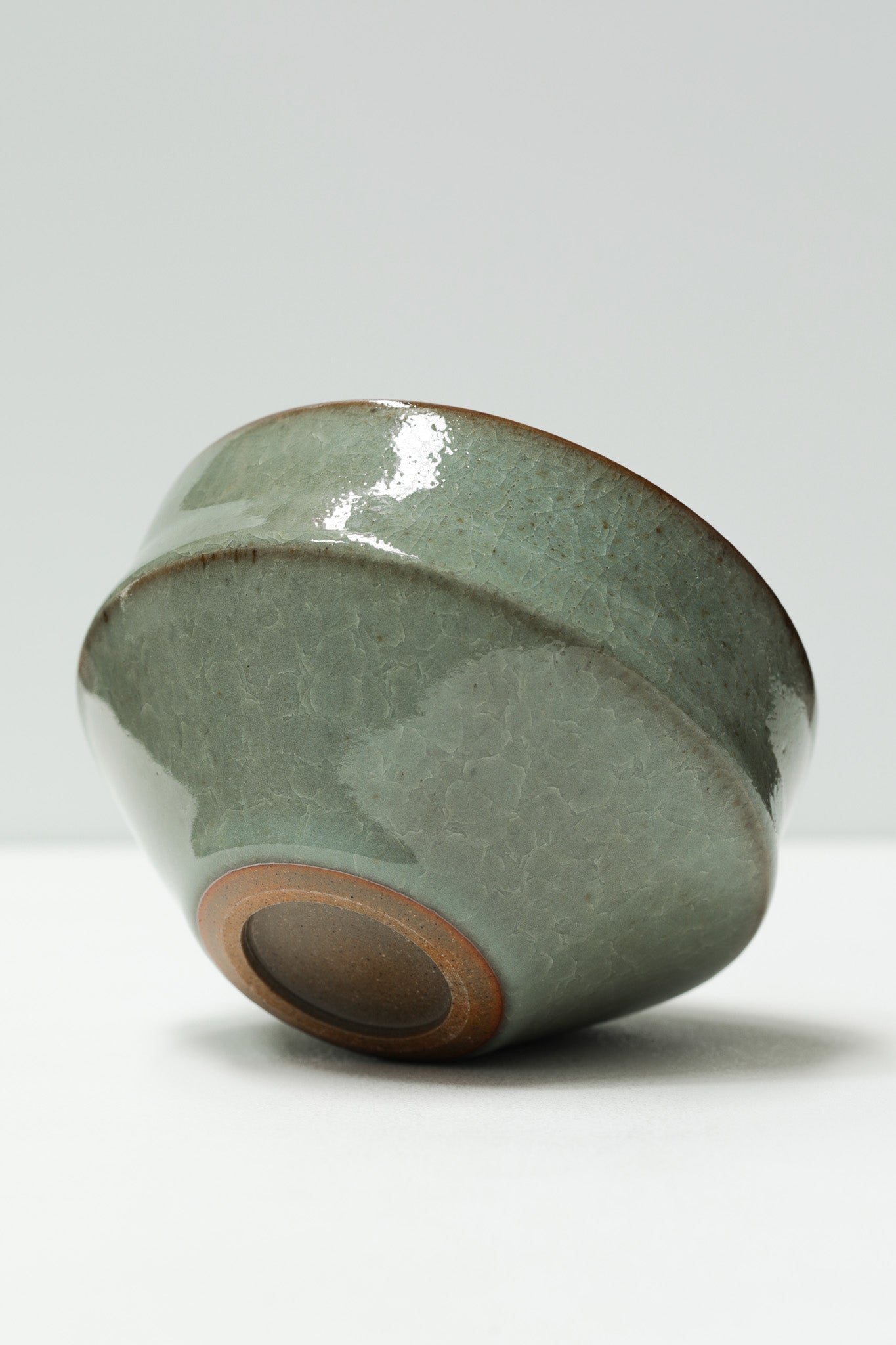 Florian Gadsby: Shallow Angular Bowl