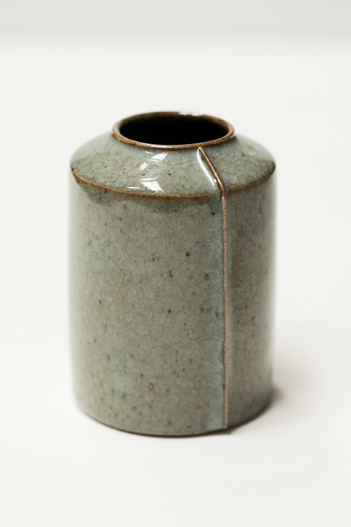 Florian Gadsby: Lined Jar