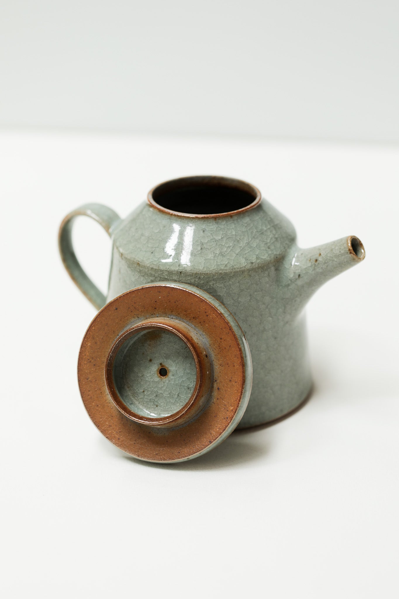 Florian Gadsby: Teapot