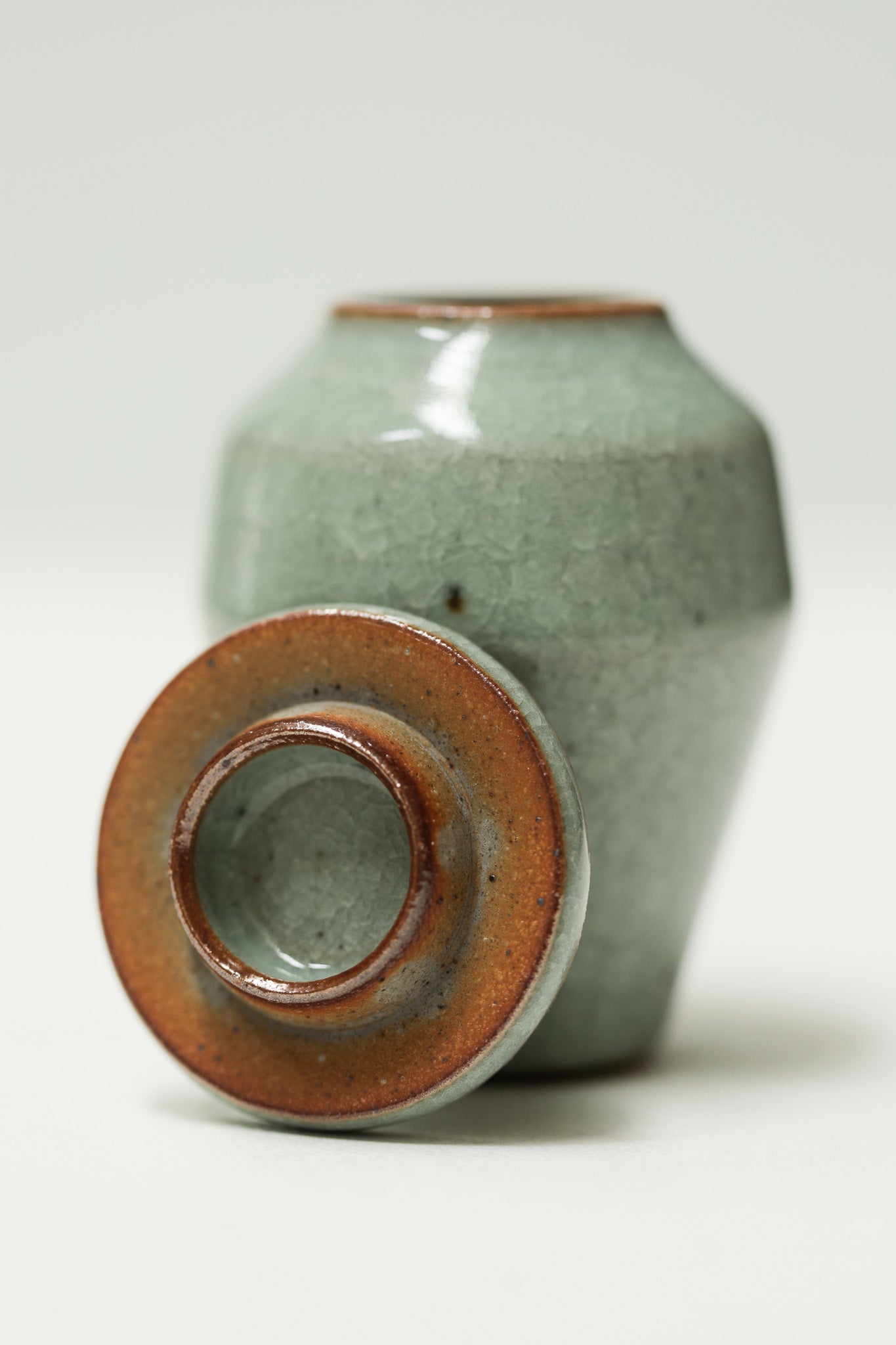 Florian Gadsby: Miniature Lidded Jar