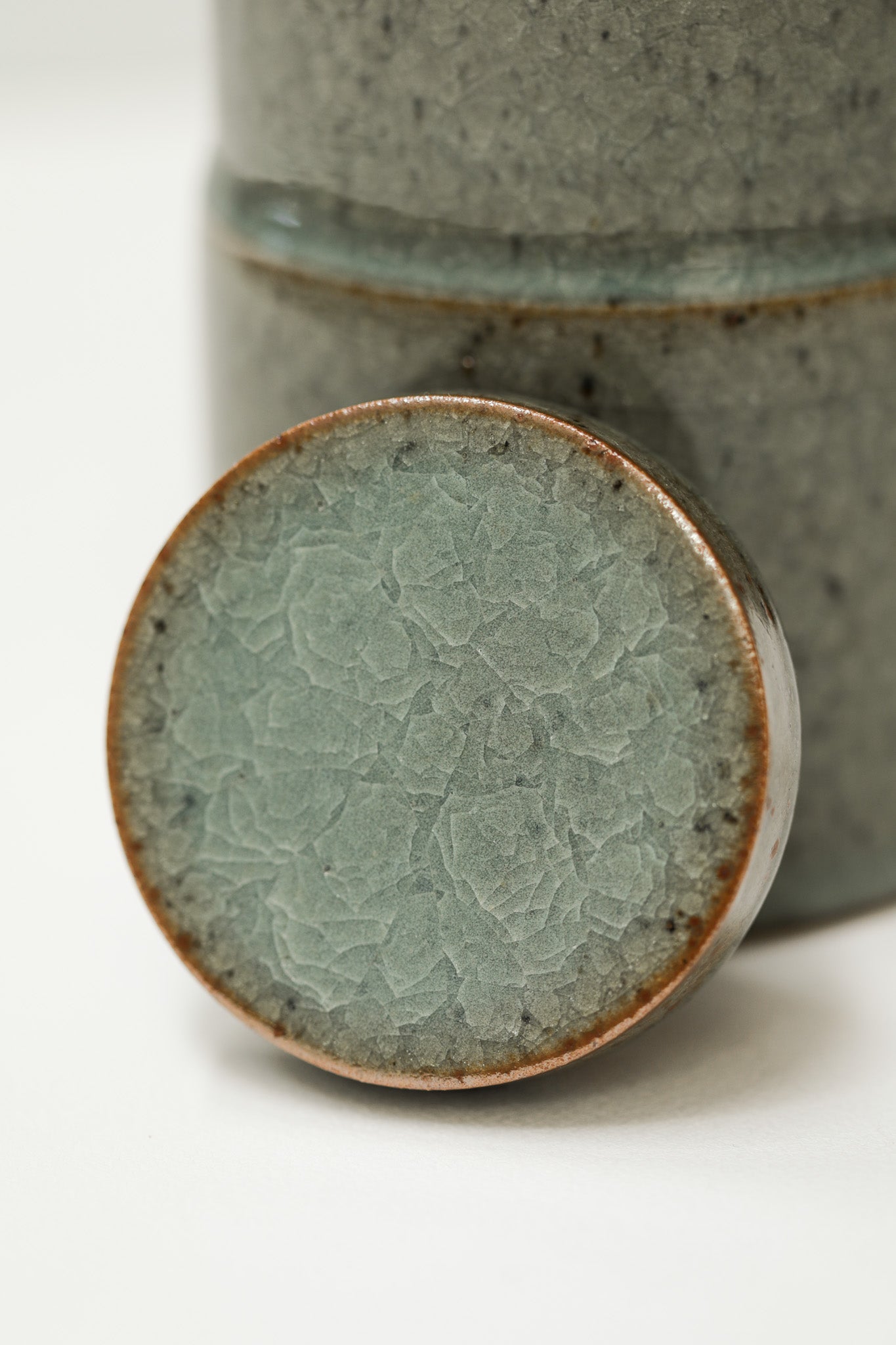 Florian Gadsby: Medium Stepped Lidded Jar
