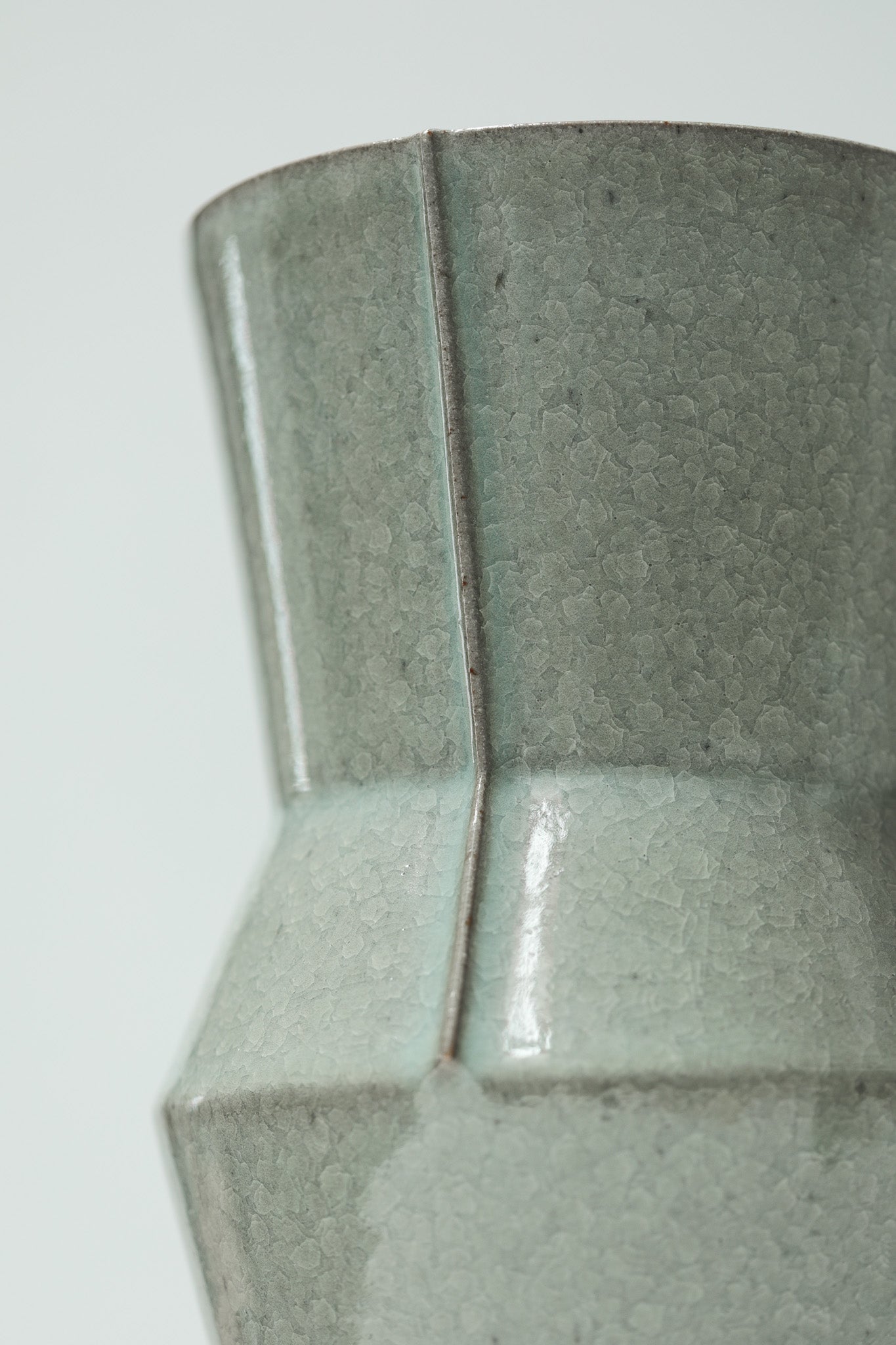 Florian Gadsby: Tall Lined Vase