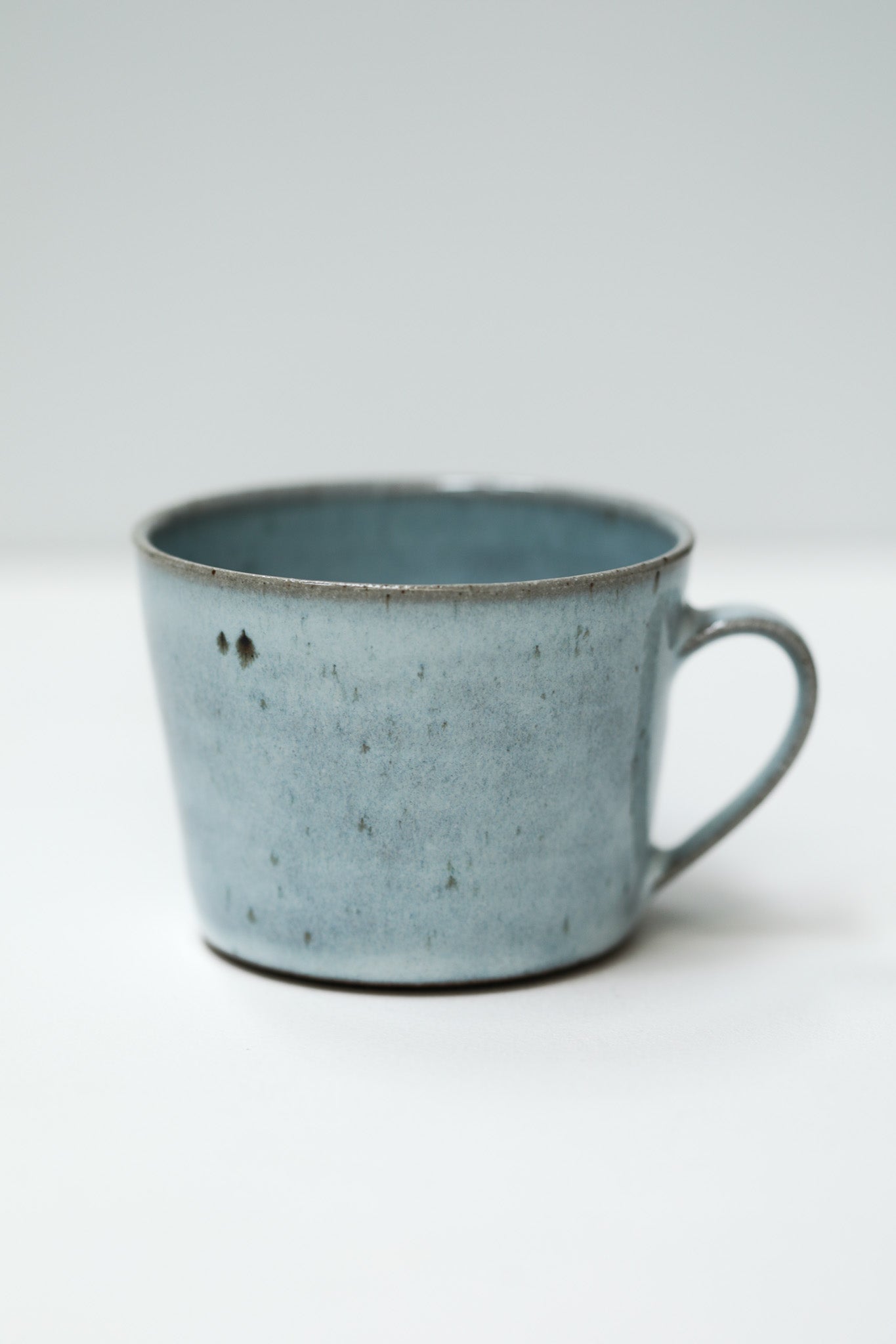 Florian Gadsby: Shallow Mug