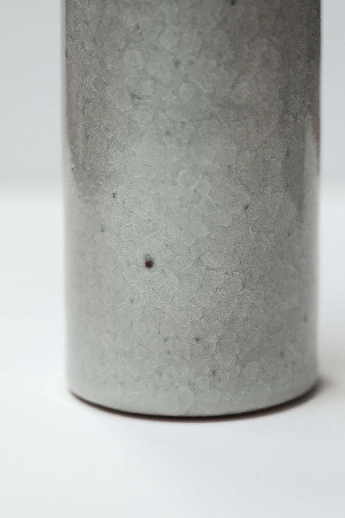 Florian Gadsby: Stepped Cylindrical Vase