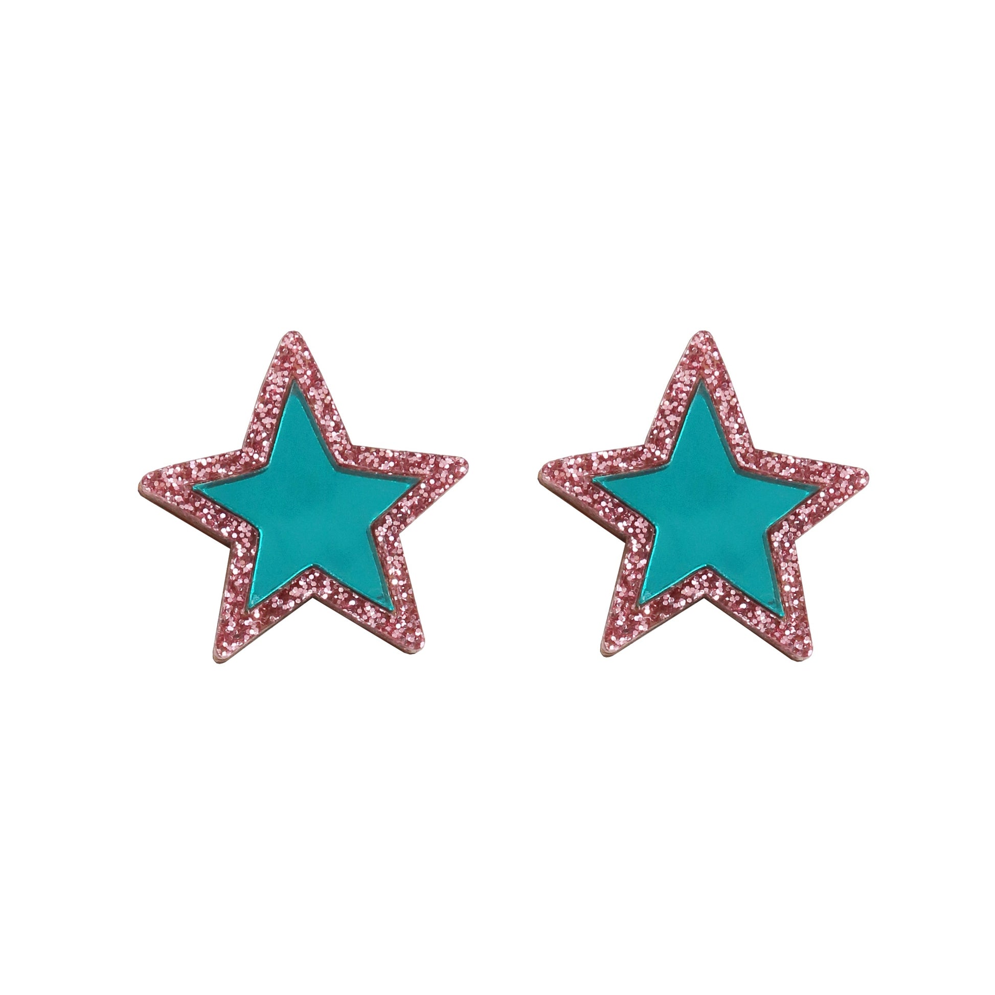 A pair of acrylic star shaped studs with a blue middle and a pink glitter edge.